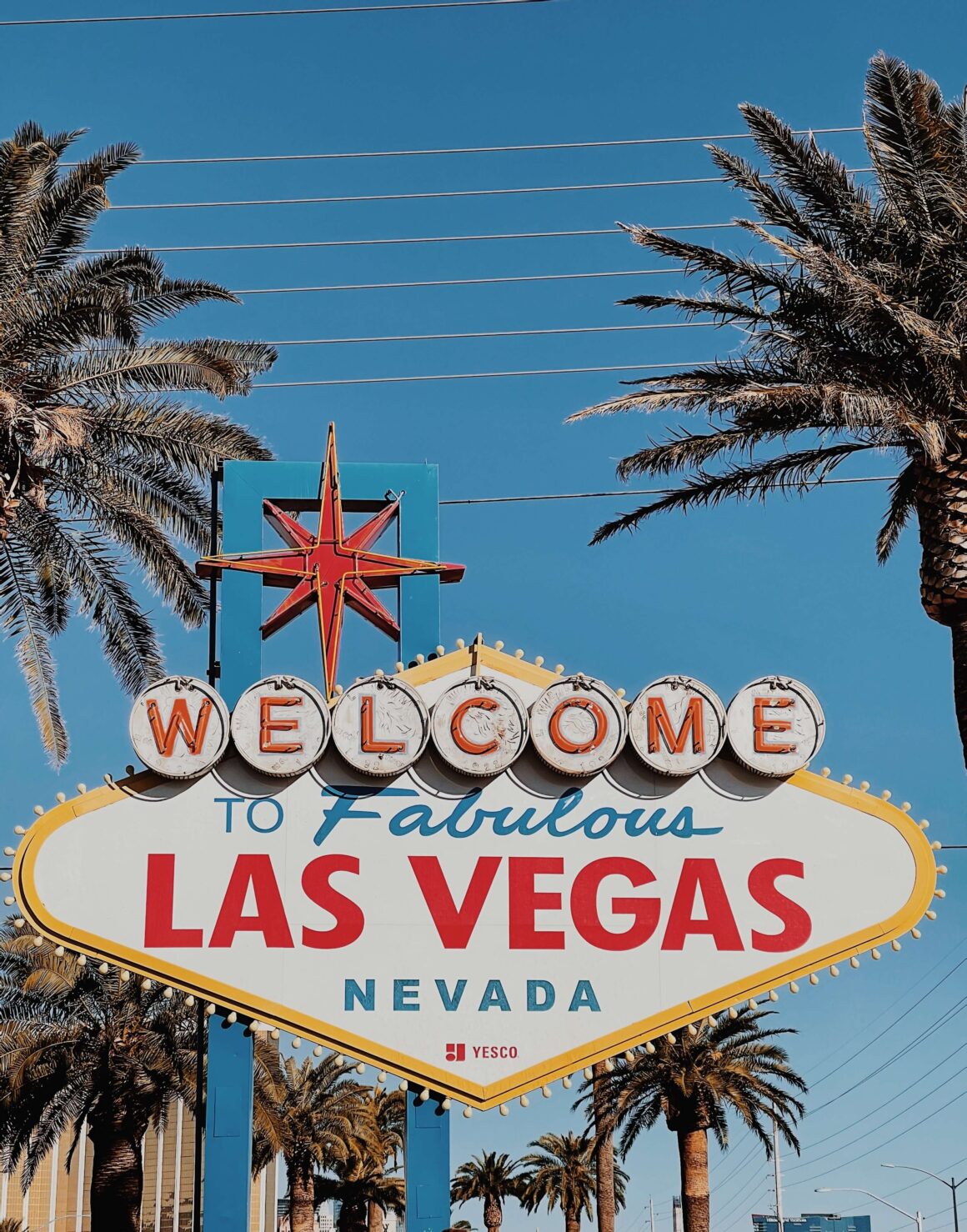 Instagrammable places in Las Vegas - Welcome to fabulous Las Vegas sign