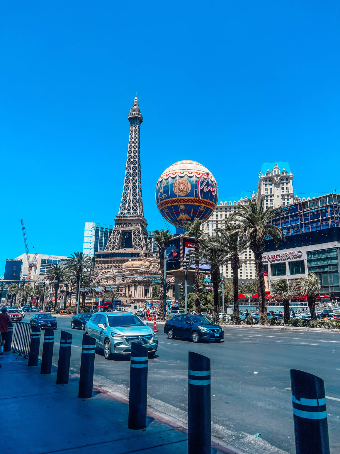 Instagrammable places in Las Vegas - Paris hotel